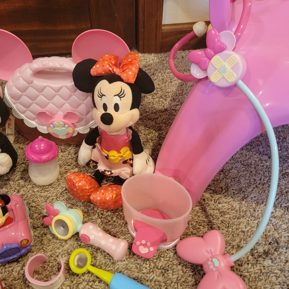 Disney Minnie Mouse Toy Bundle - Picture 4 of 16